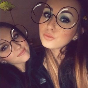 Meet your Posher, Jenna